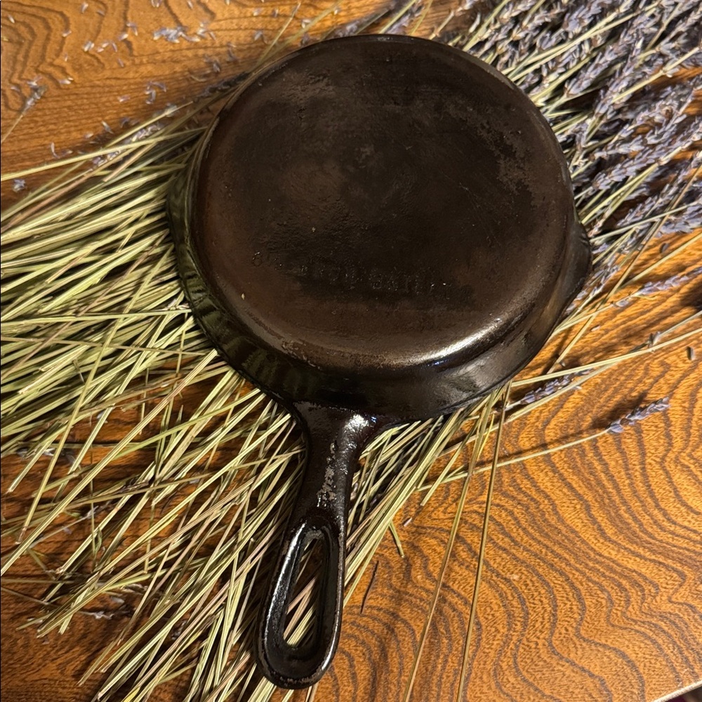 Vintage Mid century 6.5 inch Black Cast Iron Skillet # 3 - Picture 3 of 5